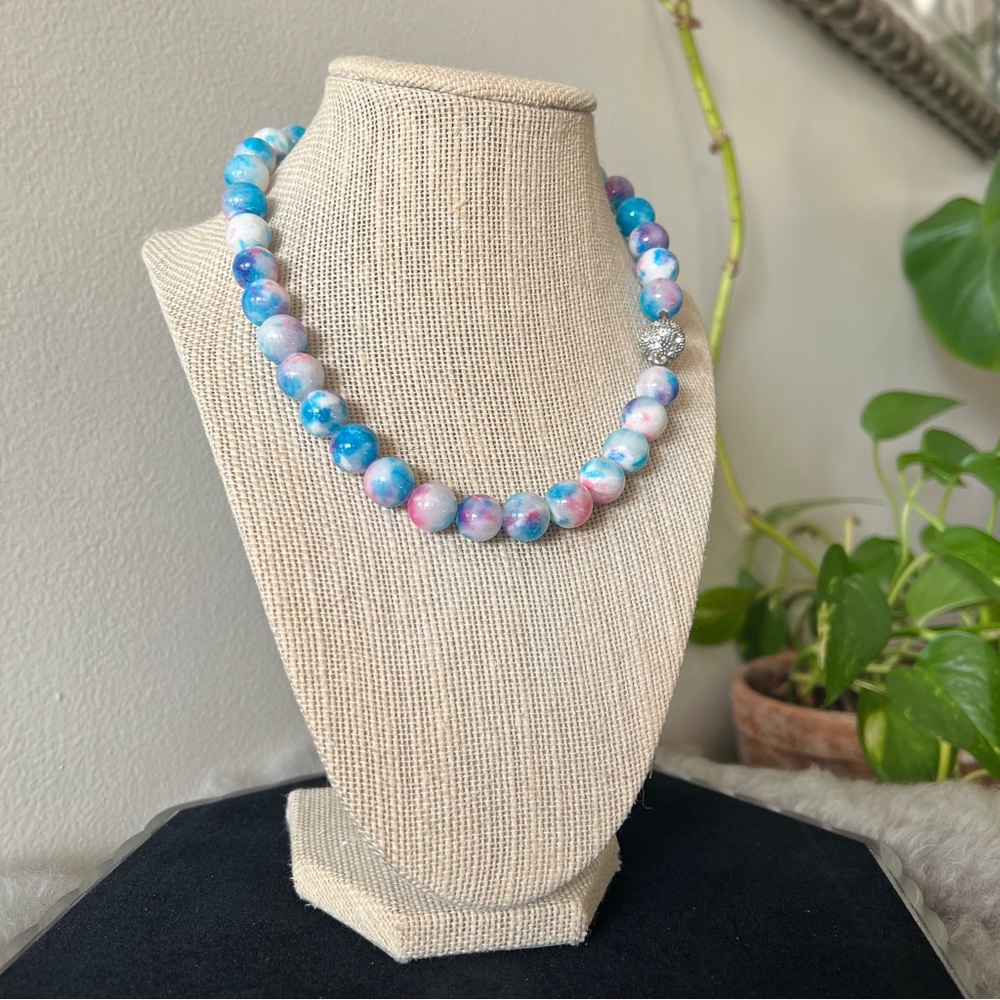 90s Style Marbled/Tie-dye Glass Bead Necklace - Strong Rhinestone Magnet Clasp